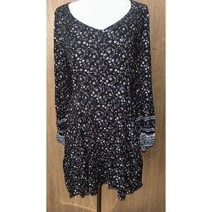 Woman’s Large Paisley Print Boho Long Sleeve Short Babydoll Style Dress